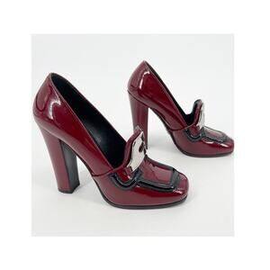 Prada Fall 2010 Runway Burgundy Patent Leather Square Toe Loafer Heels IT 36